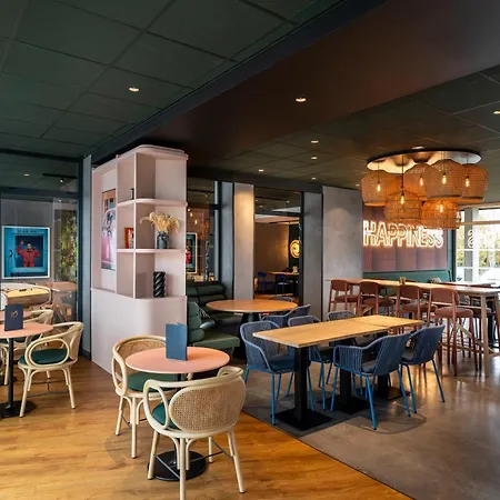 Hotell Ibis Styles Nord Valmy 4*
