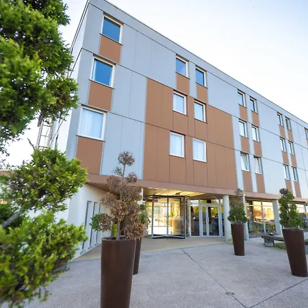 Ibis Styles Nord Valmy ديجون