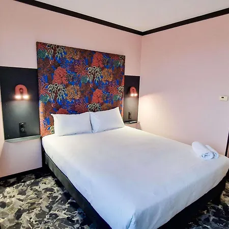 Szálloda Ibis Styles Nord Valmy 4*