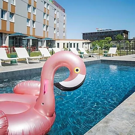 Ibis Styles Nord Valmy 4* Dijon