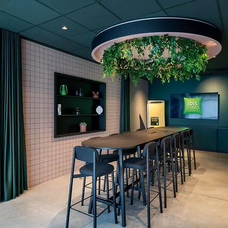 Ibis Styles Nord Valmy Hotel