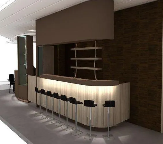 מלון Ibis Styles Nord Valmy 4*