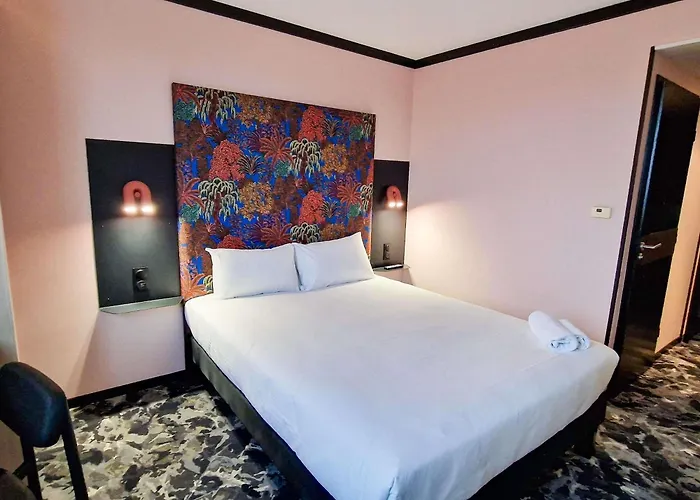 Ibis Styles Nord Valmy 酒店 4*