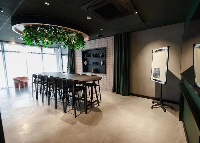 Ibis Styles Nord Valmy Hotel